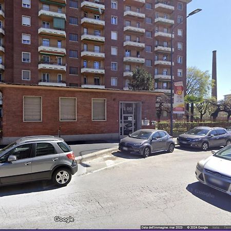 Hotel Suzzani House Milano Esterno foto