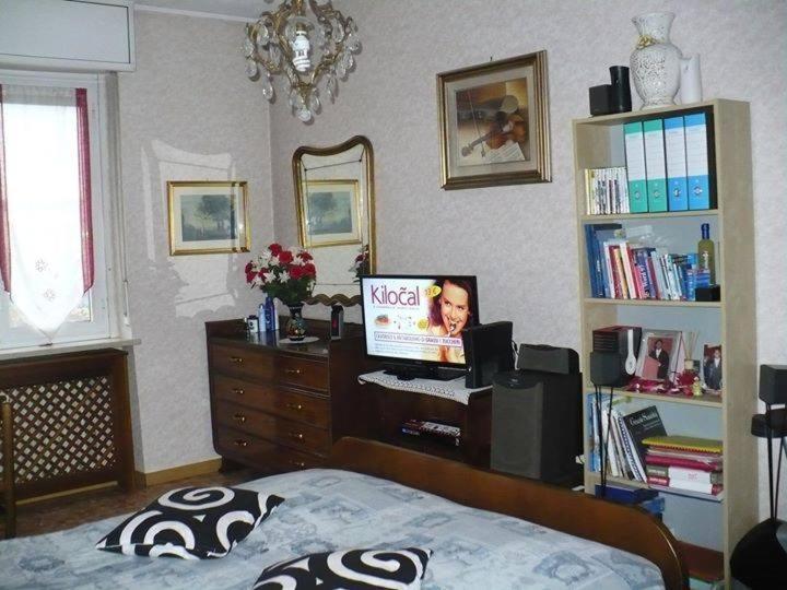 Hotel Suzzani House Milano Esterno foto